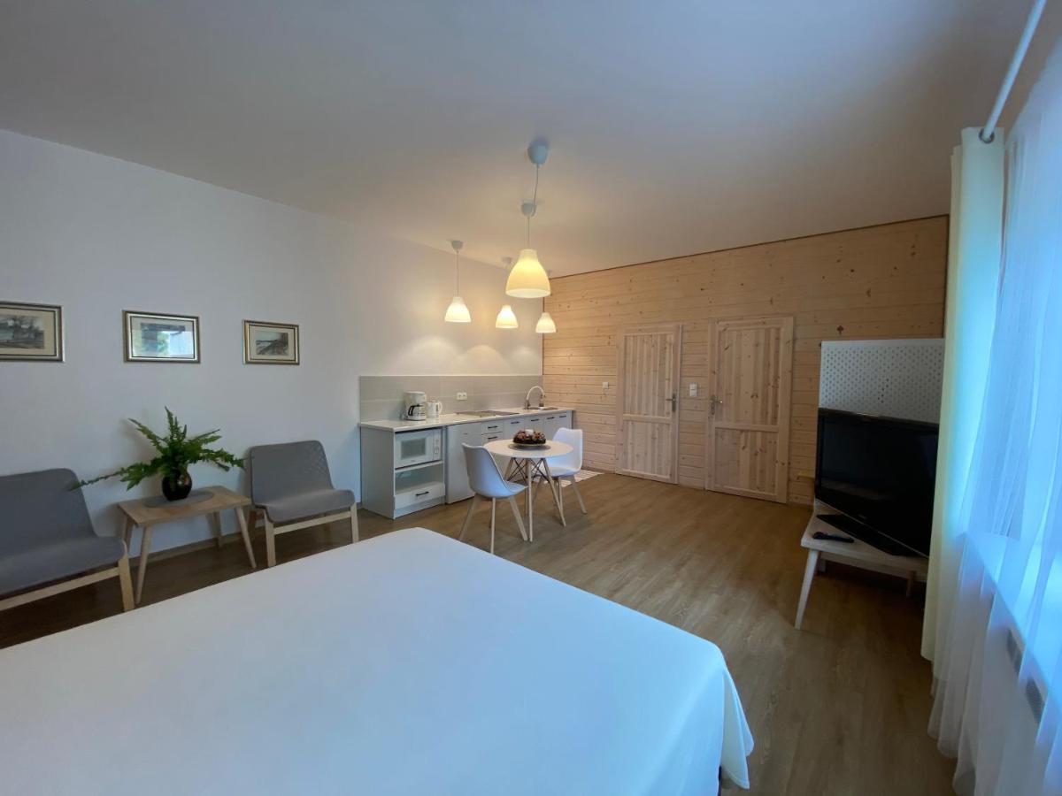 Mily Apartament 우스트르치키 돌네 외부 사진